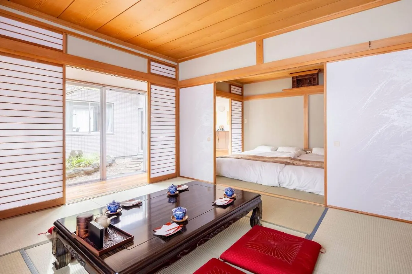 Private Japanese Garden,130M2, Ikebukuro Shinjuku Shibuya 5-15Min , 200 Restaurants Nearby, 7-11 In Front Apartment Tokyo 0*,  Japan